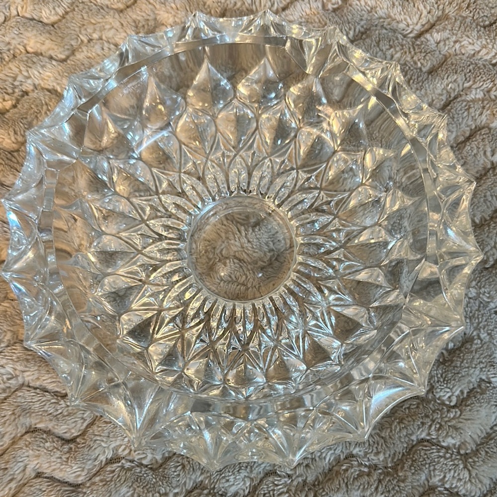 Elegant Faceted Glass Bowl